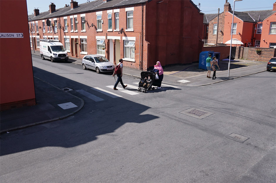 Beelines zebra crossing