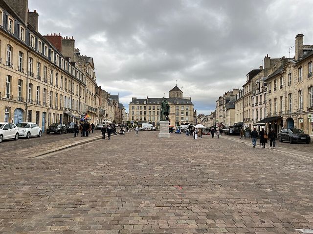 Caen Place Saint-Sauveur