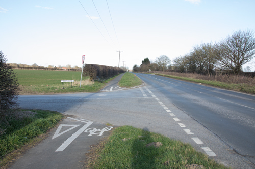 Path by New Road, Driffield to Bridlington