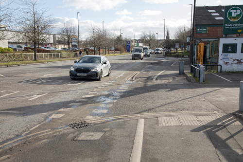 Cycle path alongside Foss Islands Road