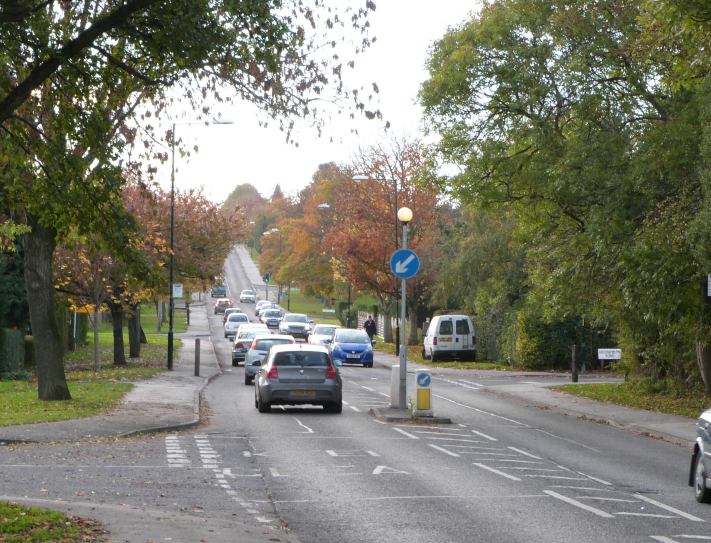 Hookstone Chase, uphill towards Wetherby Road