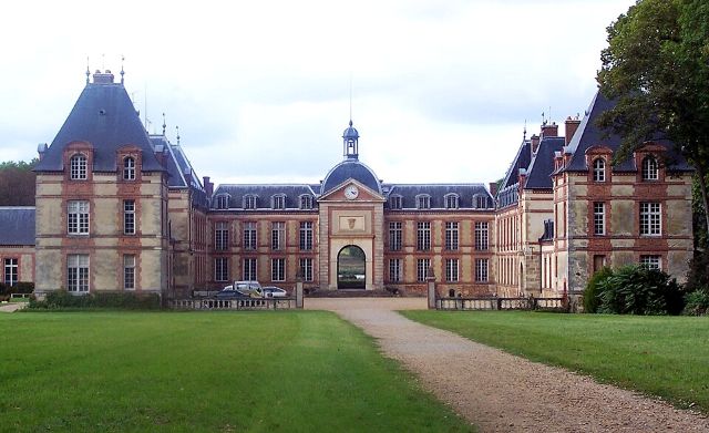 Chateau de Jouars-Pontchartrain