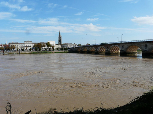 Dordogne at Libourne