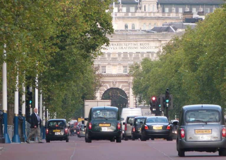 Queueing traffic in London Queueing traffic in London