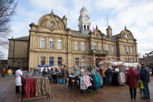 Ossett Town Hall and market place
