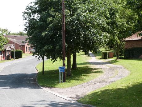 Start of Harland Way, Spofforth